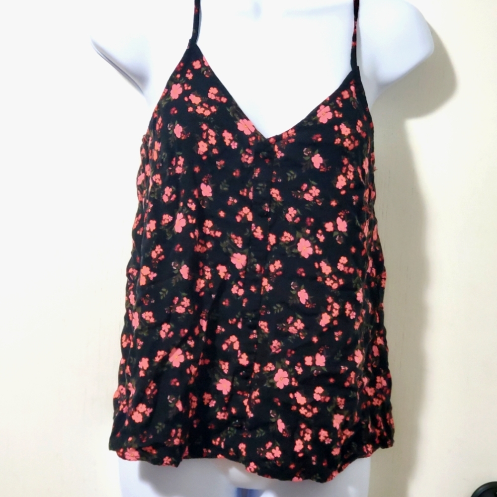 No Boundaries bubble tanktop size S